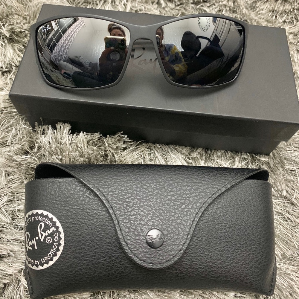 Ray-Ban Liteforce black sunglasses New